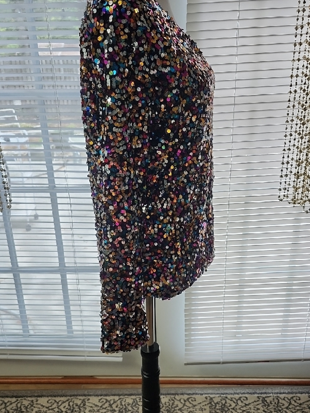 One-Shoulder Multicolor Sequin Top - Picture 2 of 4